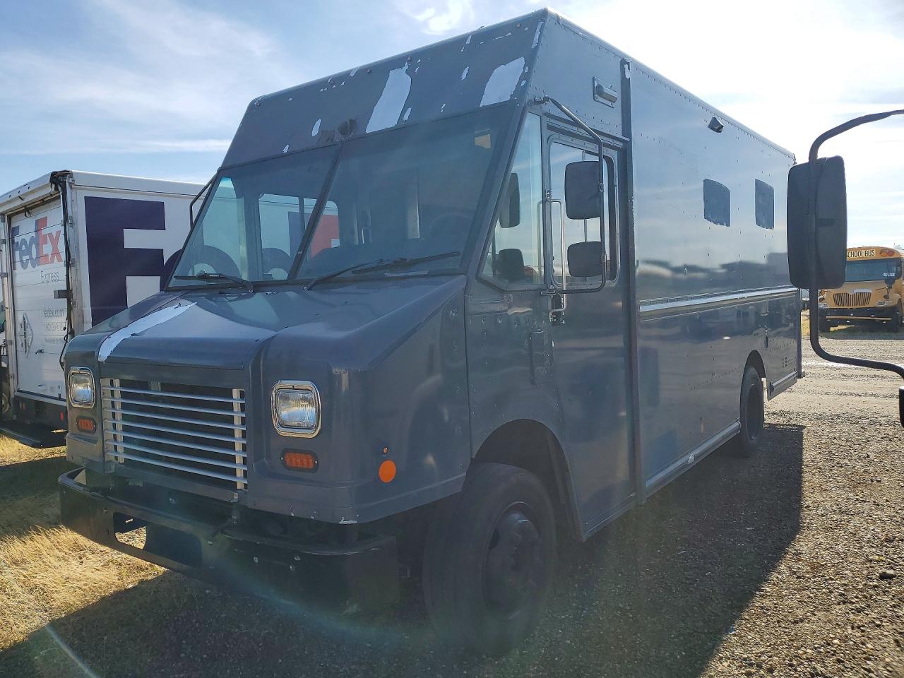 2021 FREIGHTLINER All other VIN 4UZAC2EA6MCMN0101 photo 1
