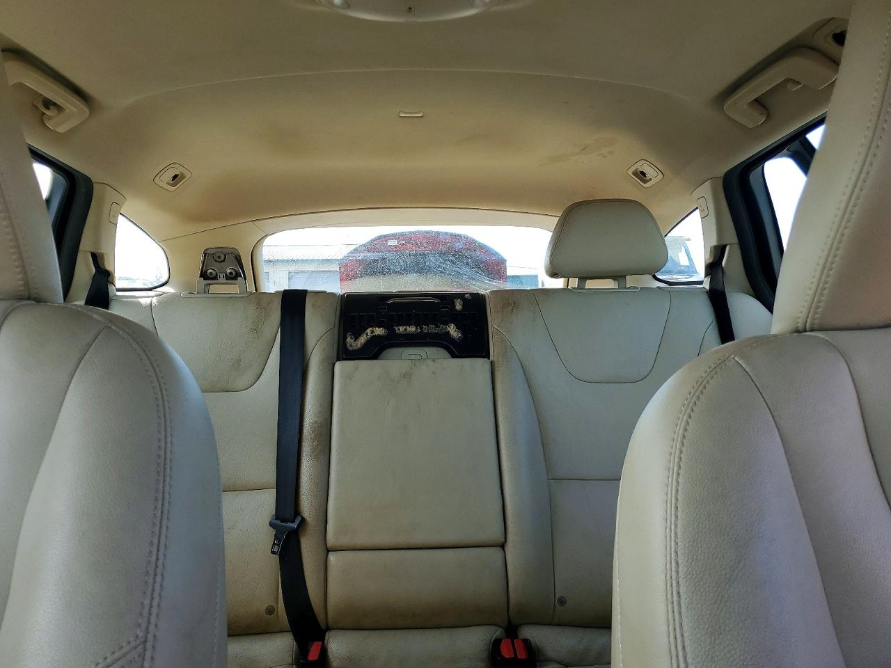 2015 Volvo V60 VIN YV140MEK5F1221979 photo 10