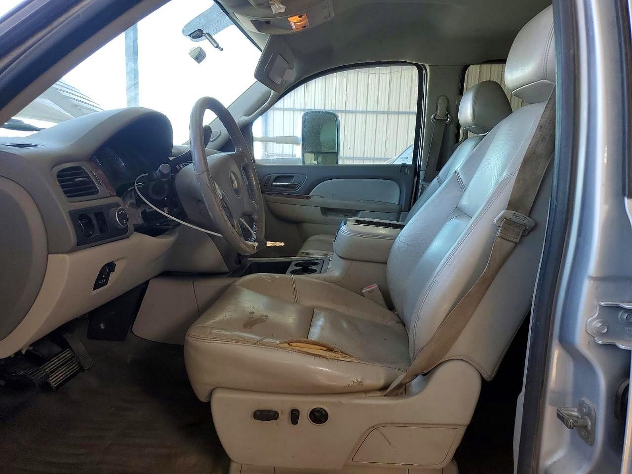 2014 Chevrolet All models VIN 1GC4K1C88EF171537 photo 7