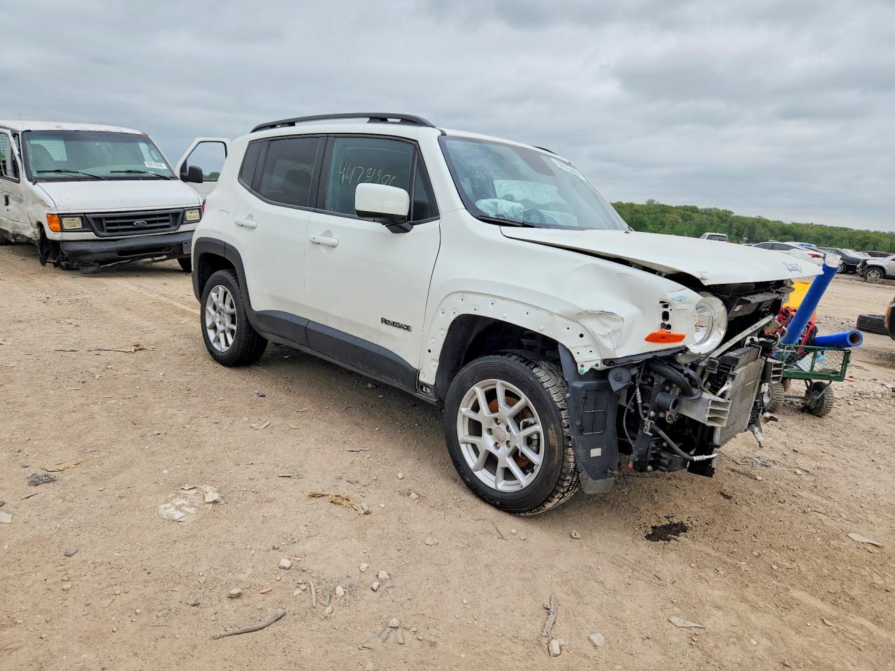 2019 Jeep Renegade VIN ZACNJBBB6KPK74228 photo 4