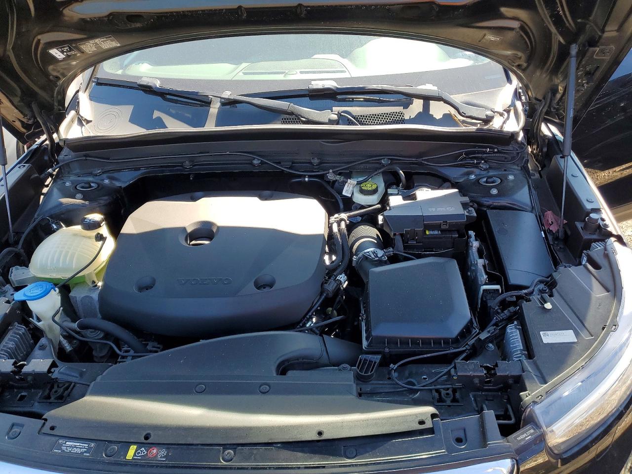 2020 Xc40 VIN YV4162UK9L2277066 photo 11