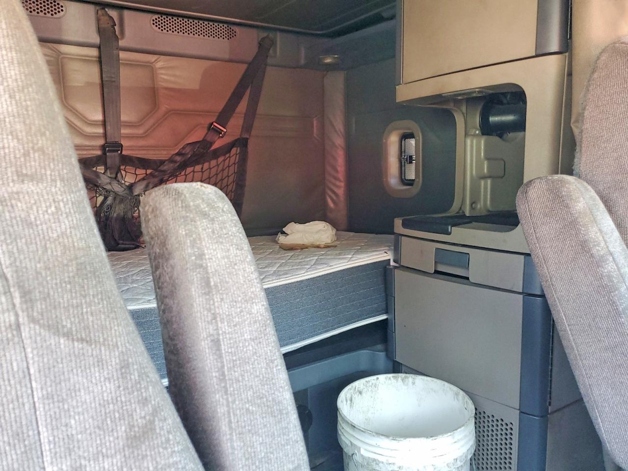 2012 FREIGHTLINER All other VIN 1FUJGLDR2CSBS8917 photo 6