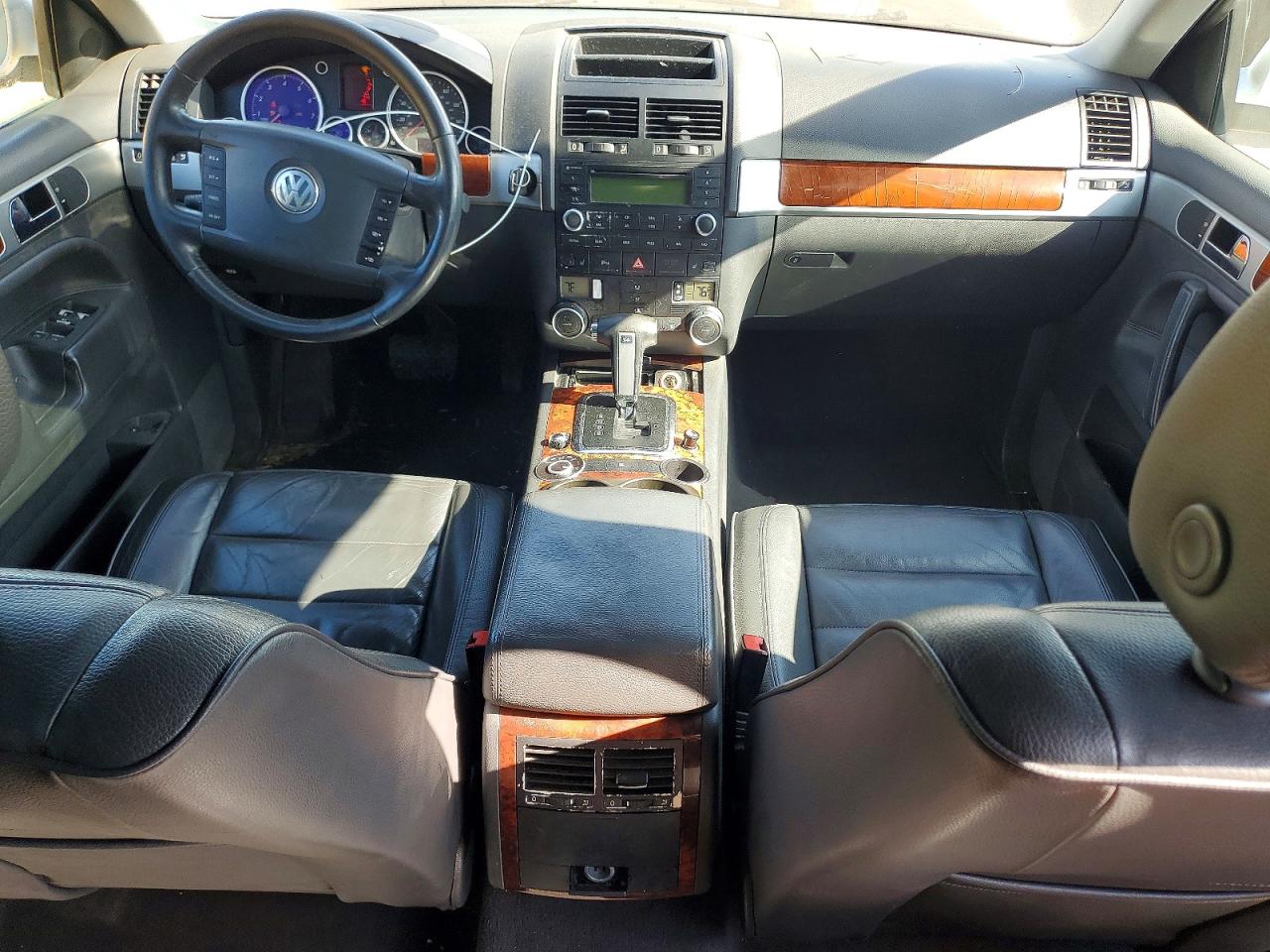2006 Volkswagen Touareg VIN WVGZG77L46D026478 photo 8