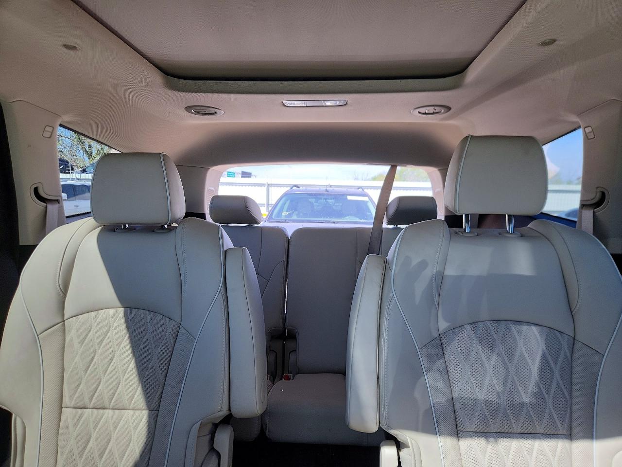 2023 Buick Enclave VIN 5GAEVCKW3PJ183037 photo 10