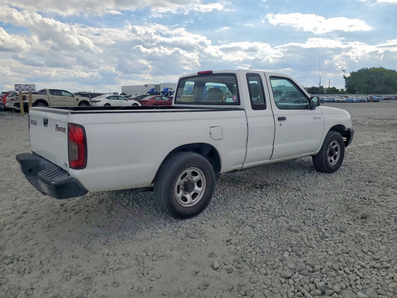2000 Nissan Frontier VIN 1N6DD26SXYC305104 photo 3