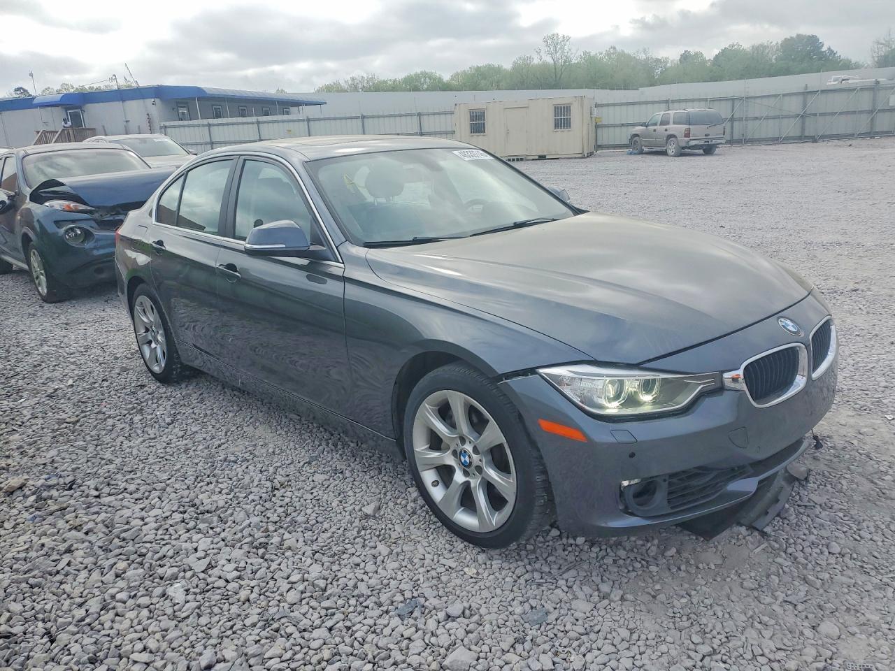 2015 BMW 3 series VIN WBA3B9C57FP705300 photo 4