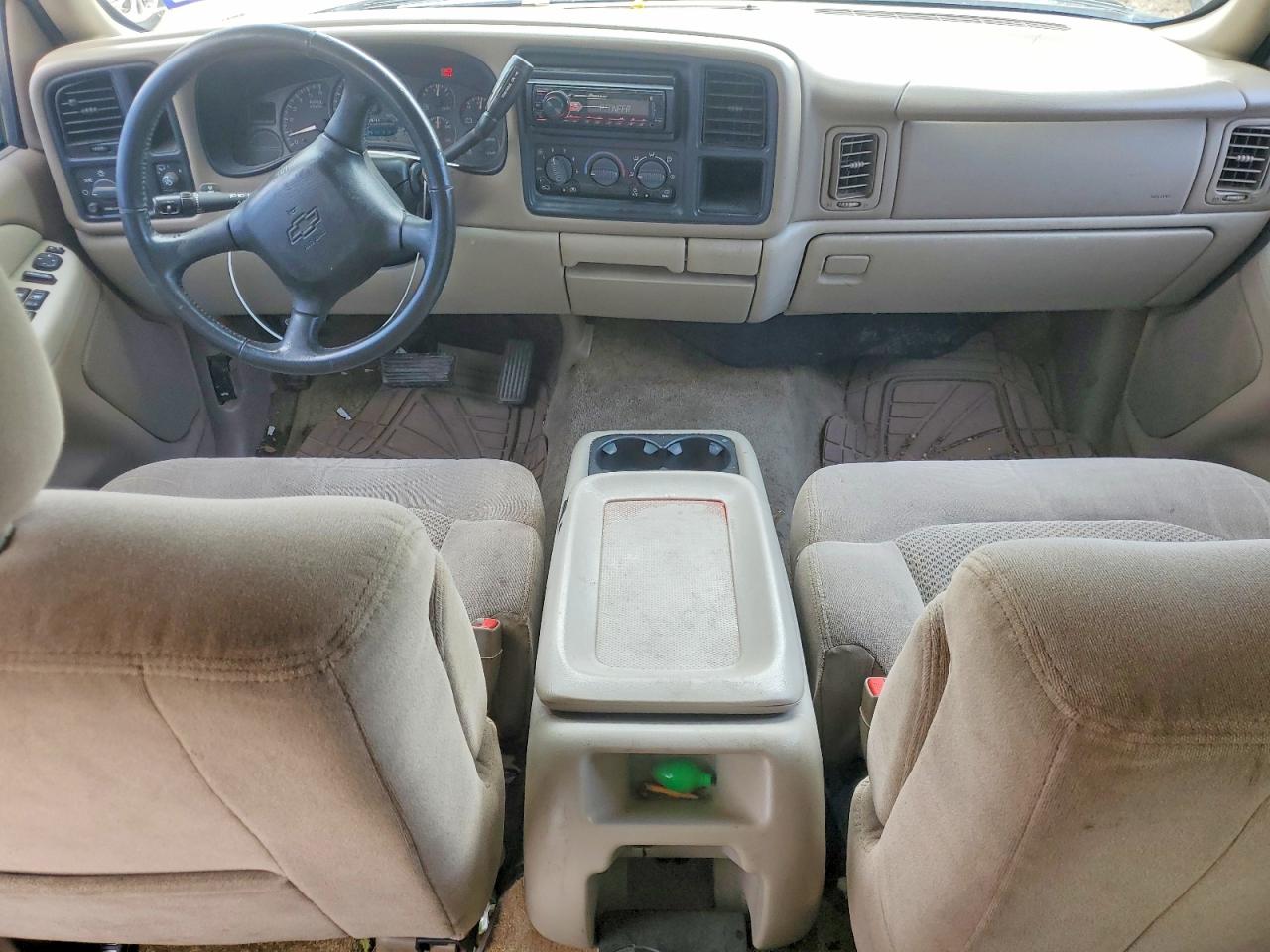 2002 Chevrolet Tahoe VIN 1GNEC13Z12R136575 photo 8