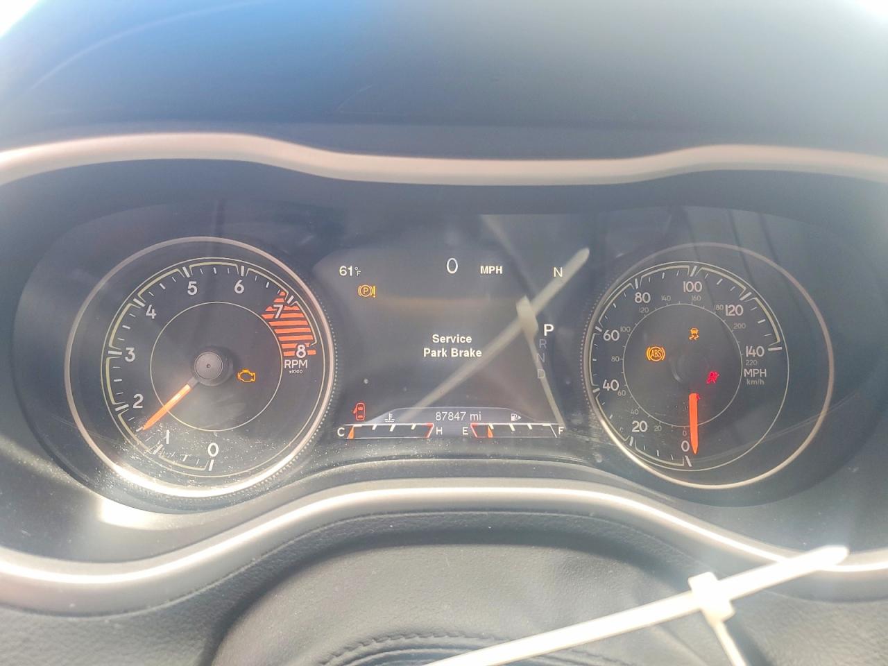 2018 JEEP Cherokee VIN 1C4PJMBX2JD522751 photo 9