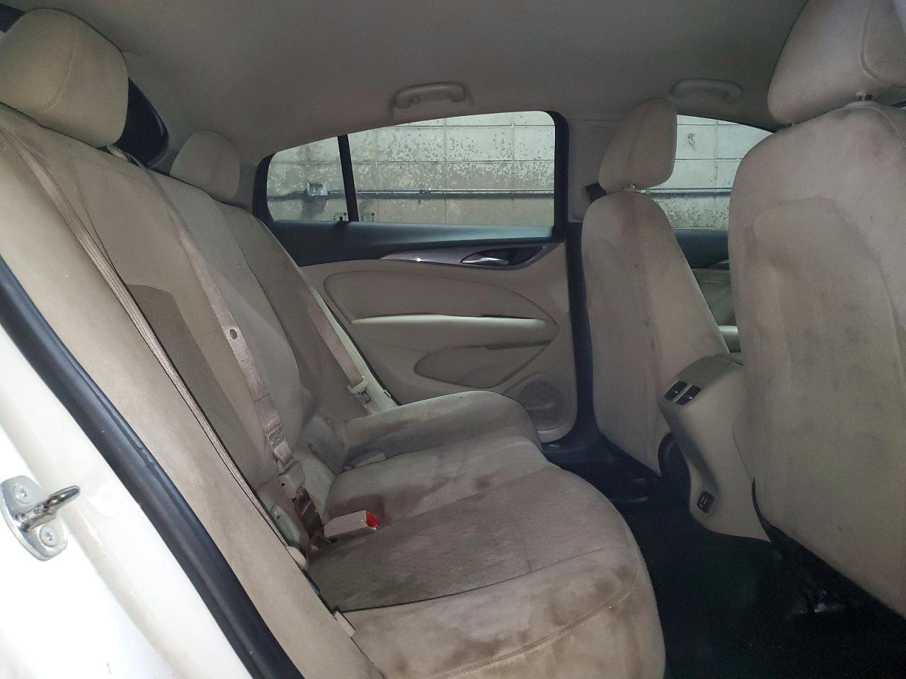 2019 Buick Regal VIN W04GL6SX2K1009356 photo 10
