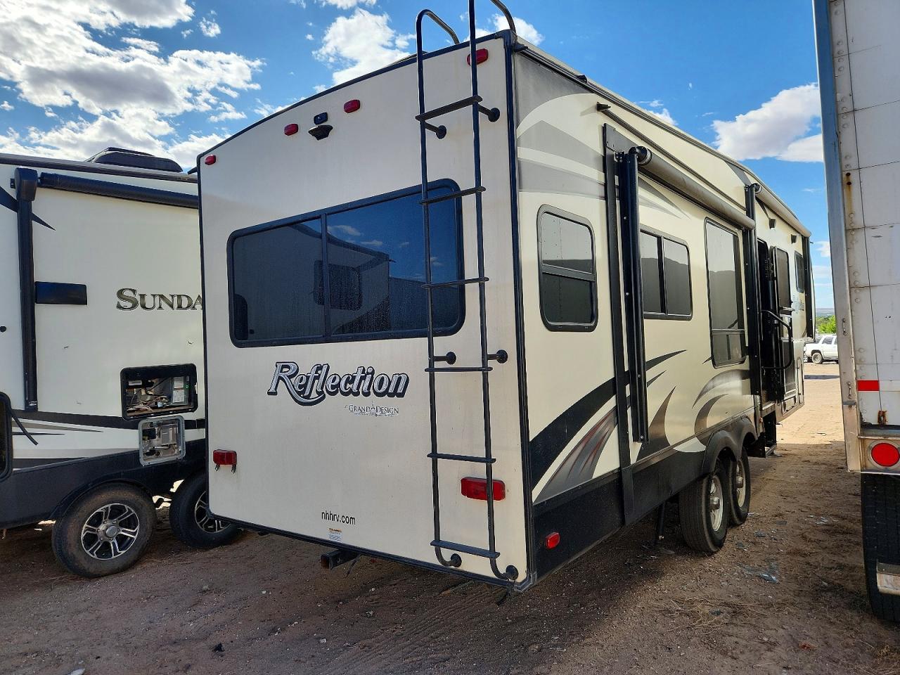 2018 GRAND Reflection VIN 573FR3325J3317764 photo 4