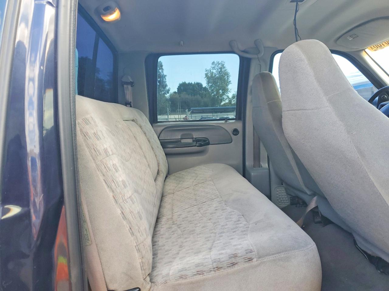 1999 Ford F350 VIN 1FTSW31S8XEF03054 photo 10