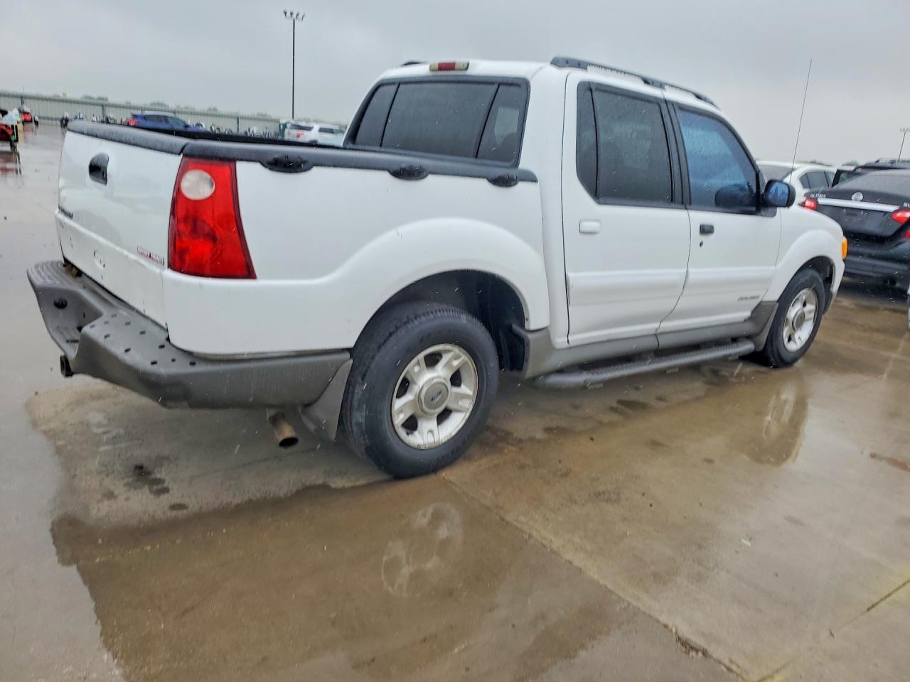 2002 Ford Explorer VIN 1FMZU67E62UC18824 photo 3