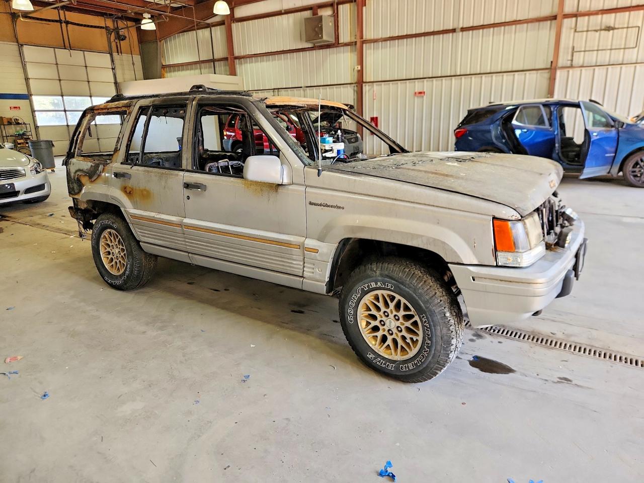1995 Jeep Cherokee VIN 1J4GZ78Y7SC680109 photo 4