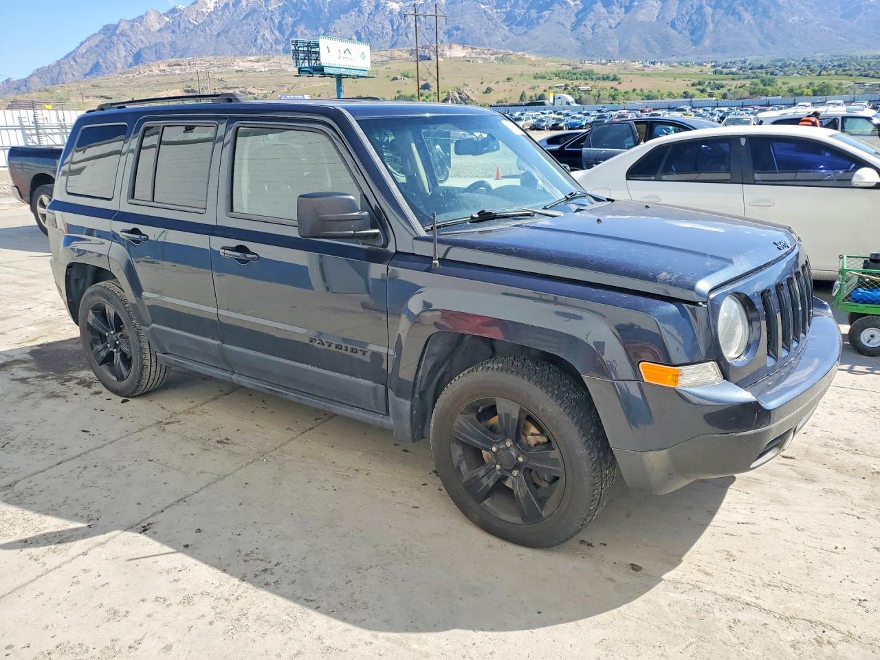 2015 Jeep Patriot VIN 1C4NJPBA0FD343085 photo 4