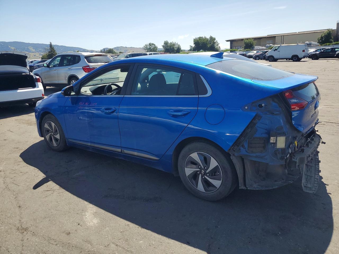 2017 Hyundai Ioniq VIN KMHC75LC1HU048229 photo 2
