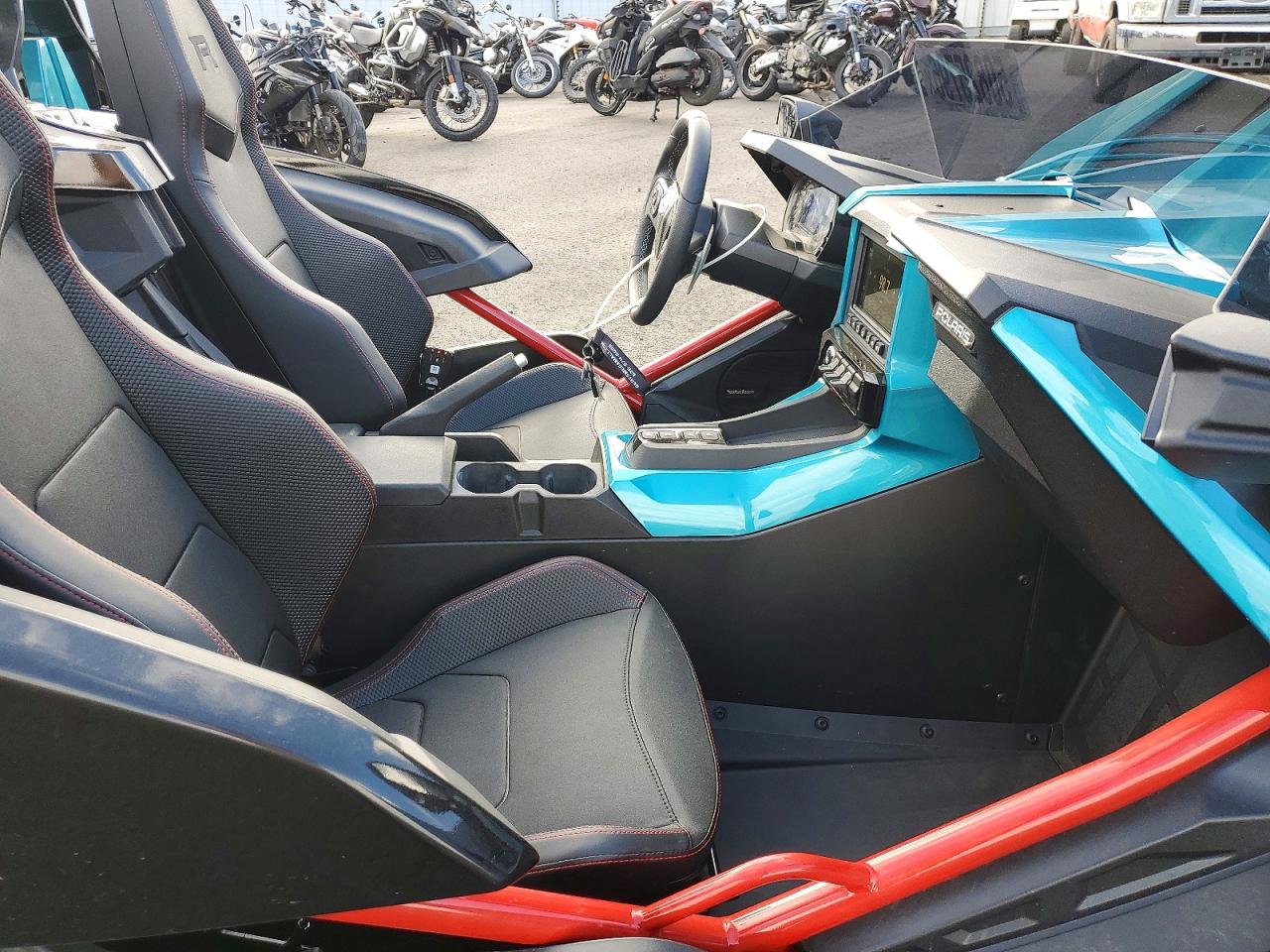 2022 Polaris Slingshot VIN 57XAARHB2N8150980 photo 10
