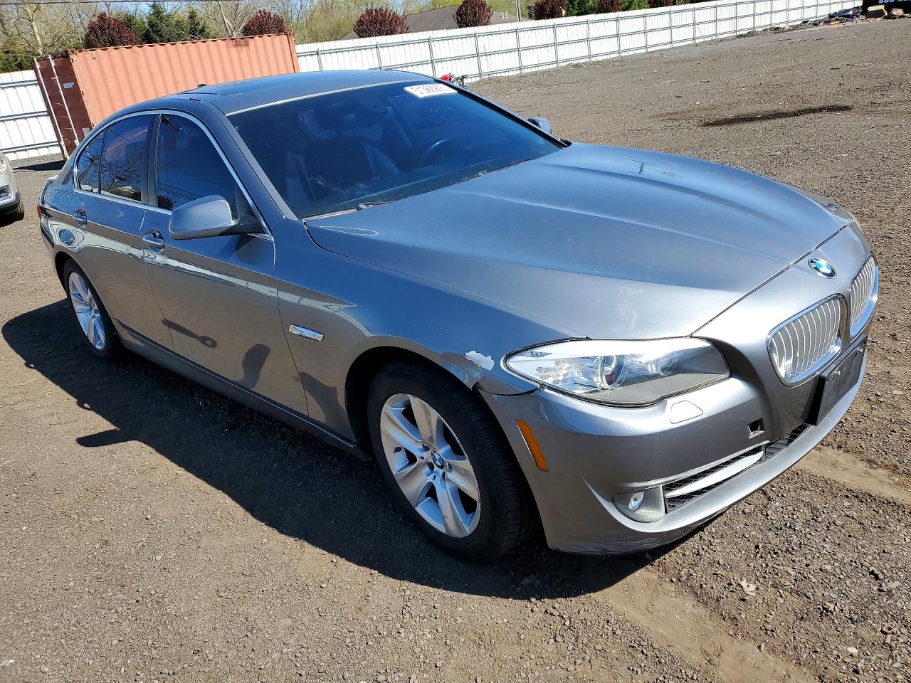 2013 BMW 5 series VIN WBAXH5C59DD112805 photo 4