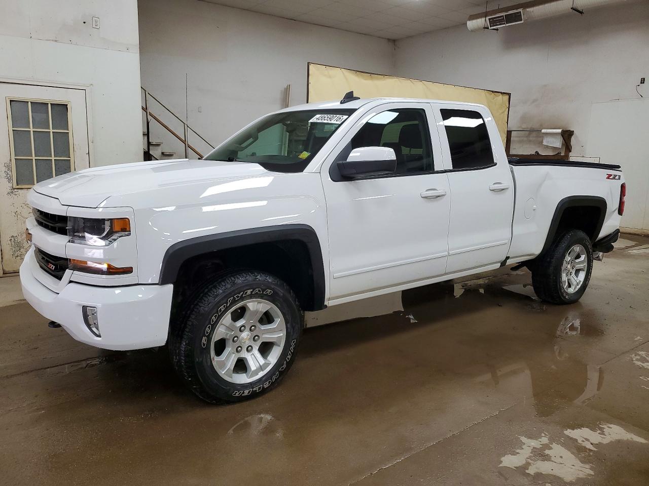 2018 Silverado VIN 1GCVKREC7JZ188570 photo 1