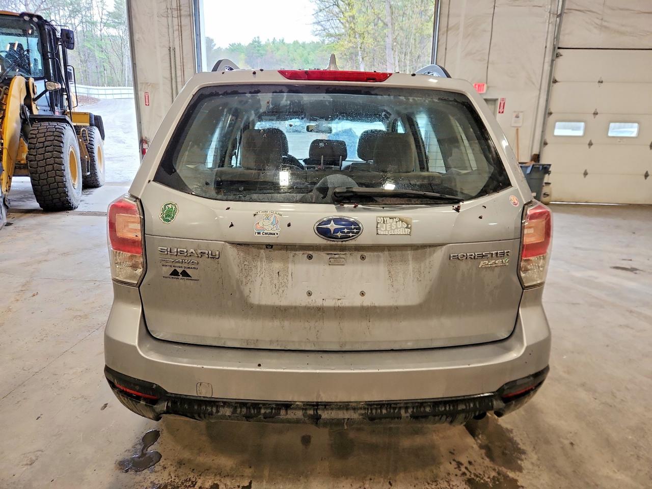 2017 Subaru Forester VIN JF2SJABCXHH529487 photo 6