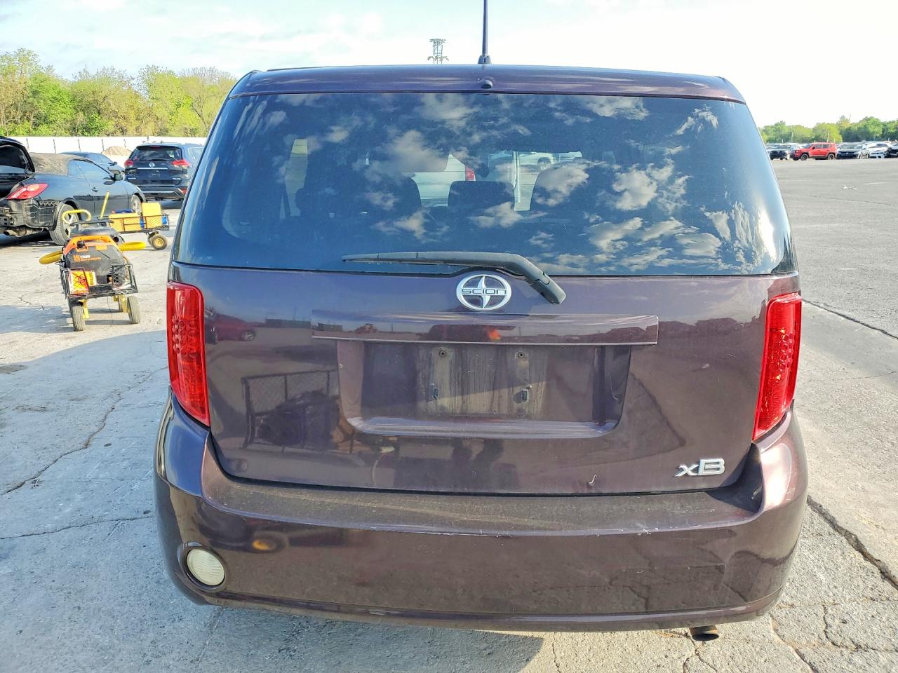 2009 Toyota Scion VIN JTLKE50E691097610 photo 6