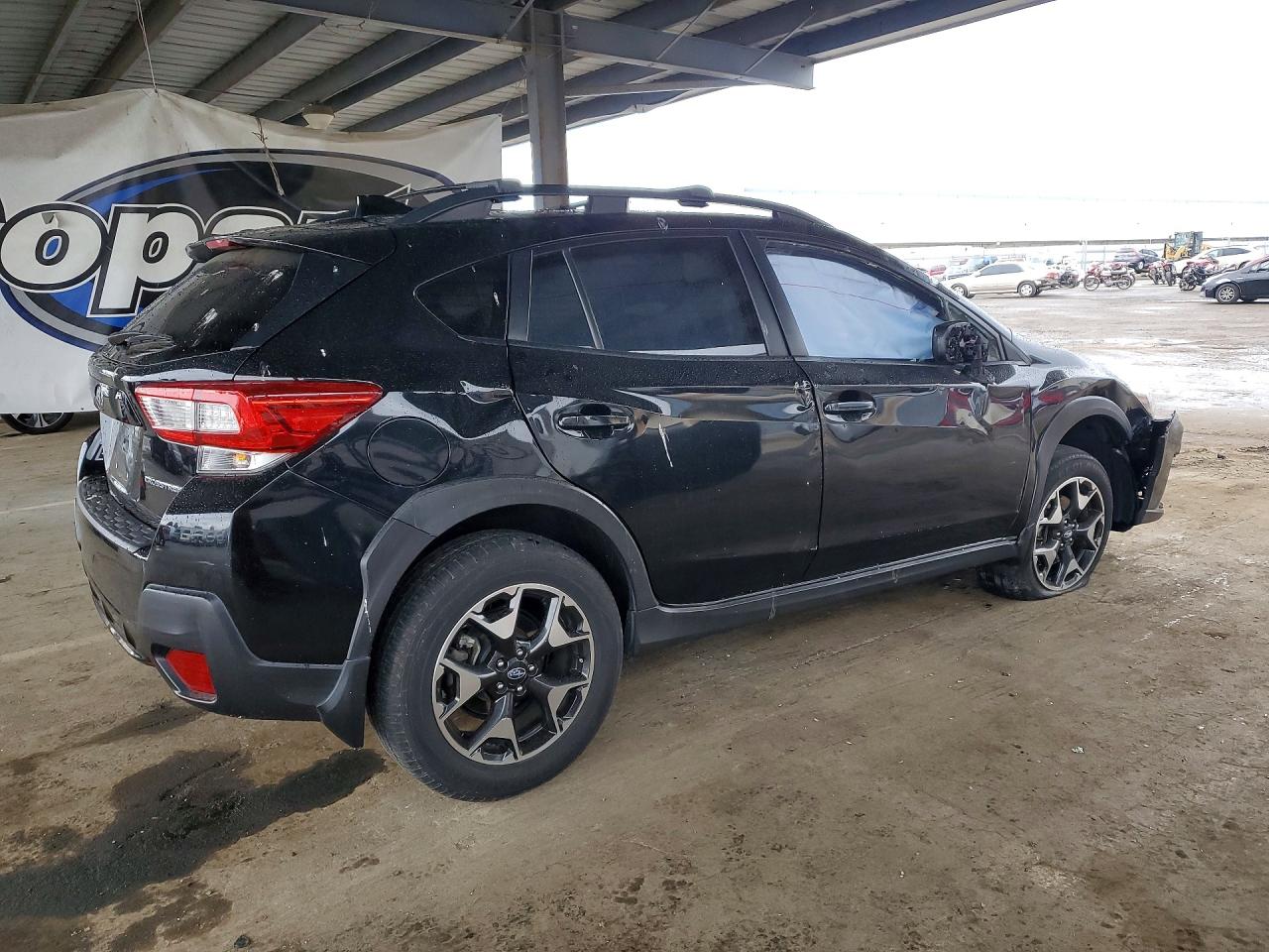 2019 Subaru Crosstrek VIN JF2GTAEC1K8233633 photo 3