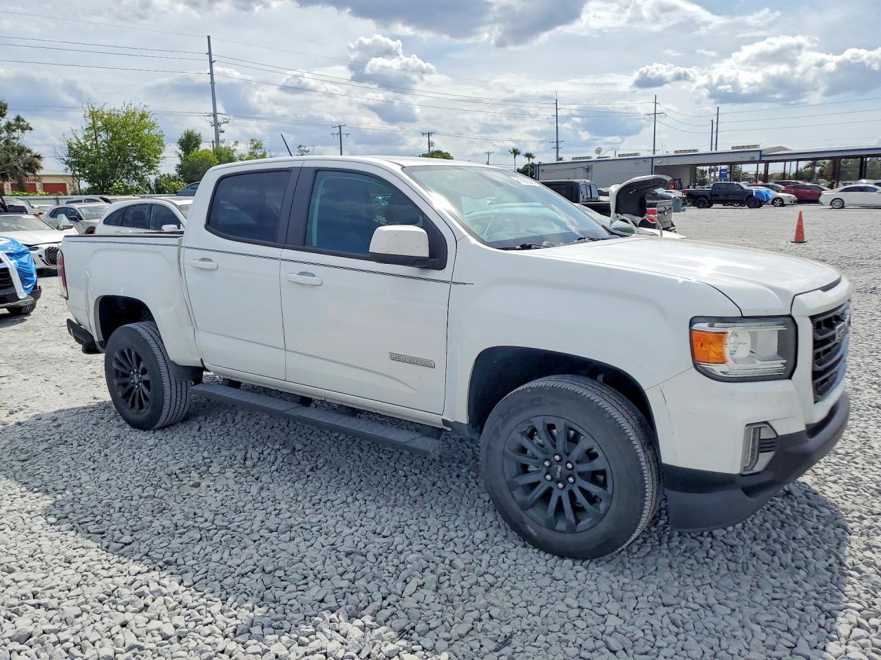 2022 GMC Canyon VIN 1GTG5CEN8N1310744 photo 4