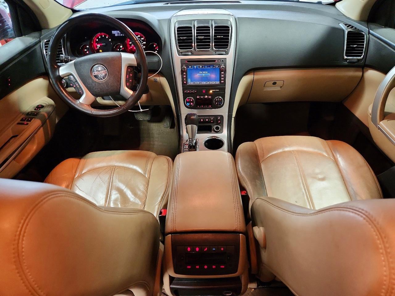 2010 GMC Acadia VIN 1GKLRMED5AJ202693 photo 8