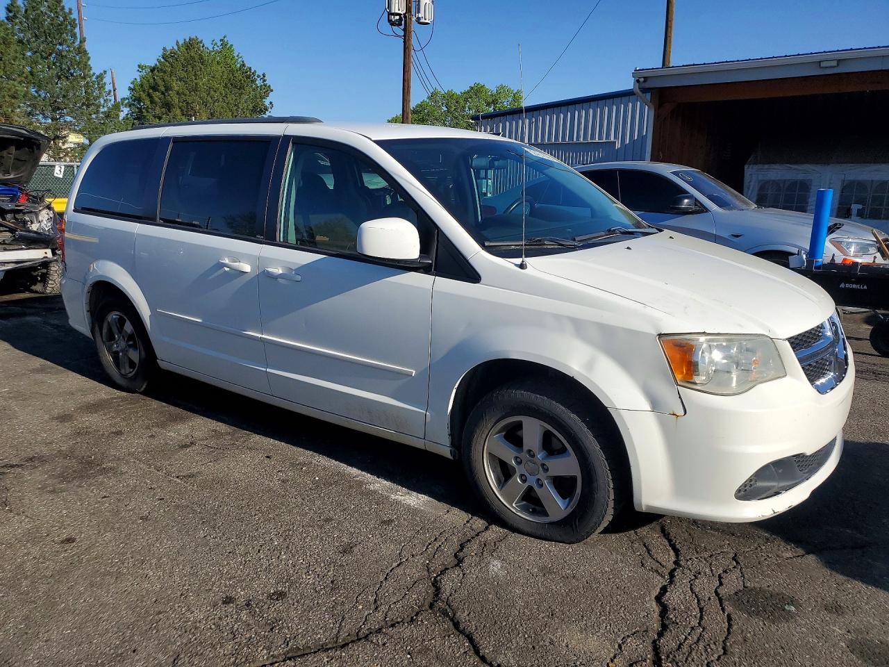 2012 Dodge Caravan VIN 2C4RDGCG4CR257461 photo 4
