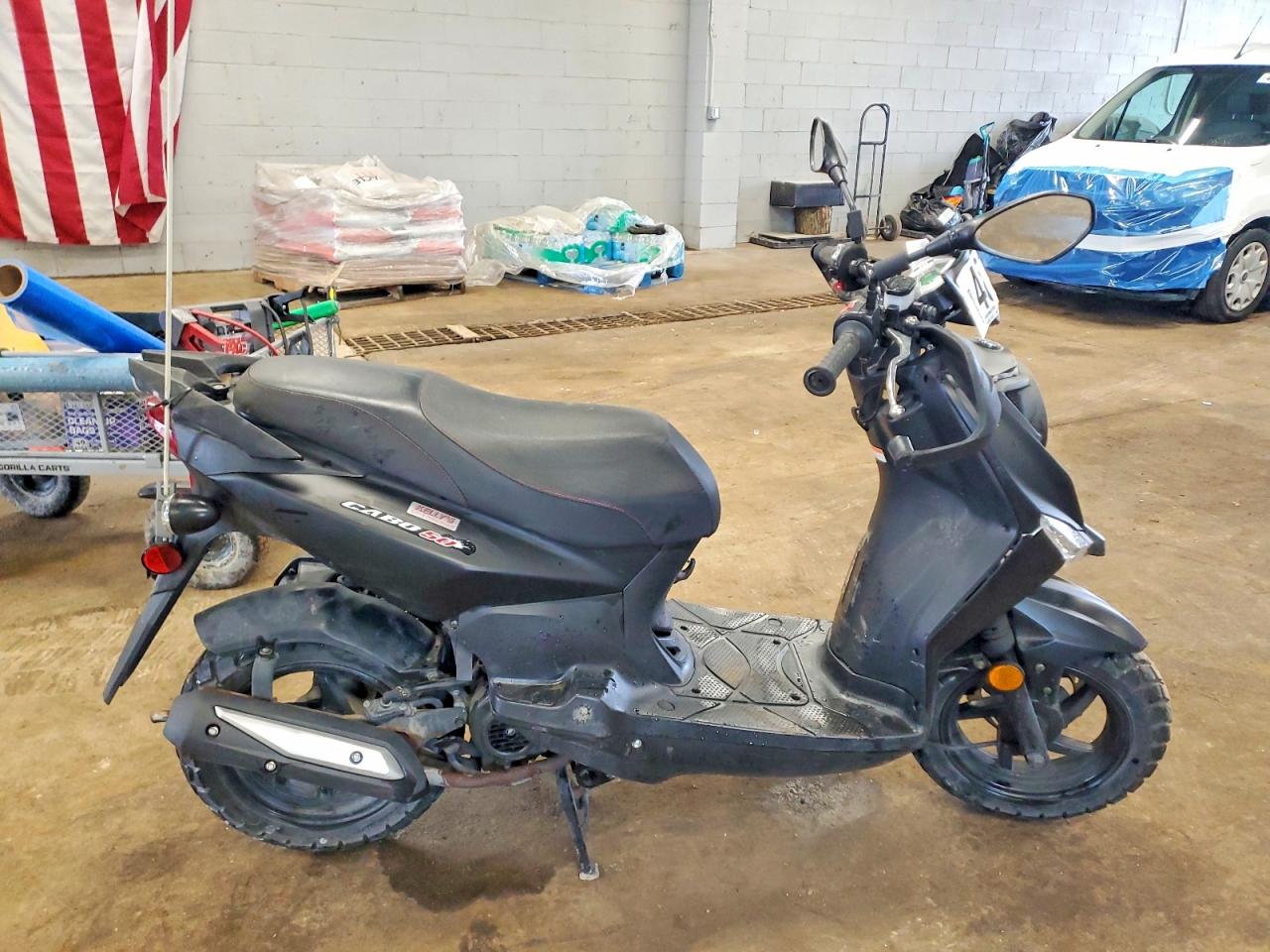 2022 SYM Scooter VIN RFGBDSAA3NX000330 photo 1