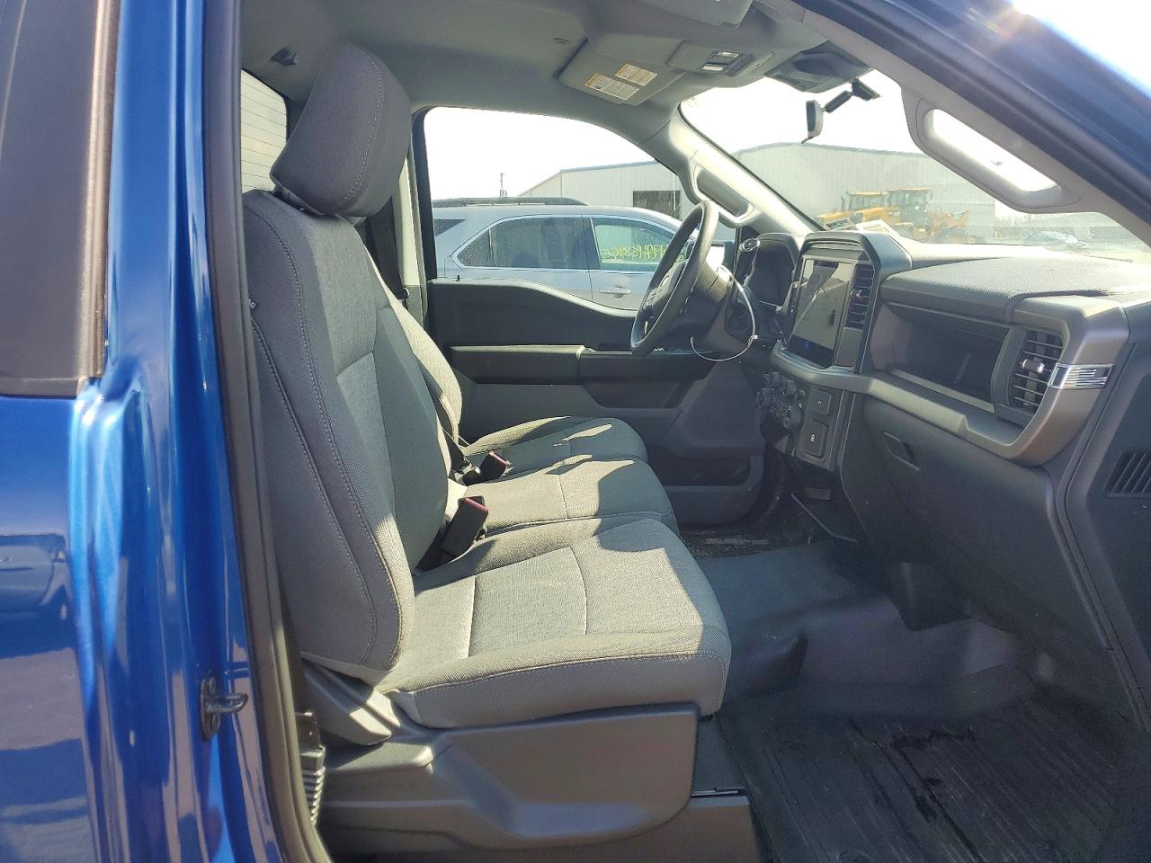 2025 Ford F150 VIN 1FTMF1L57SKD93371 photo 10