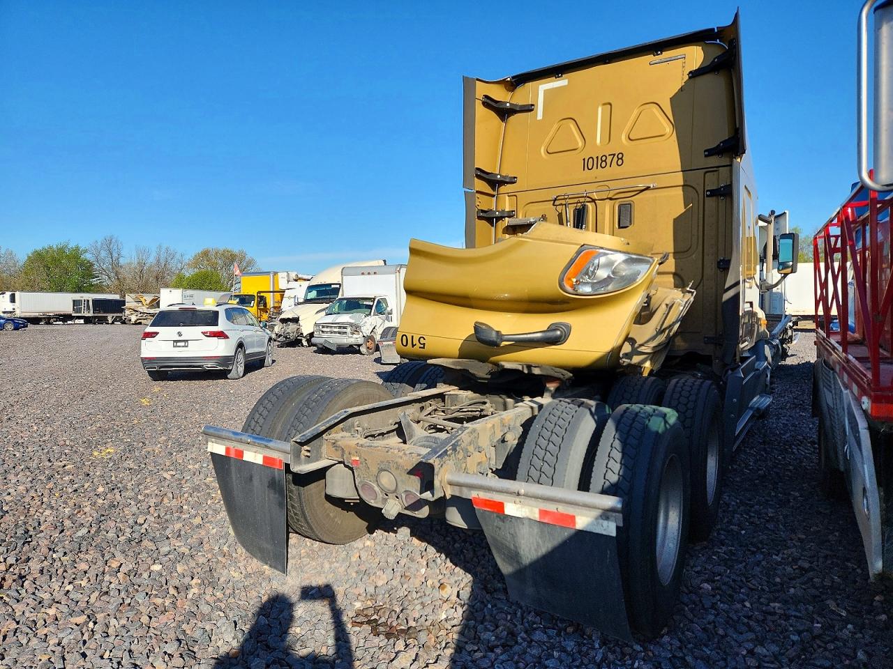 2017 FREIGHTLINER All other VIN 3AKJGLDR0HSHV0907 photo 4