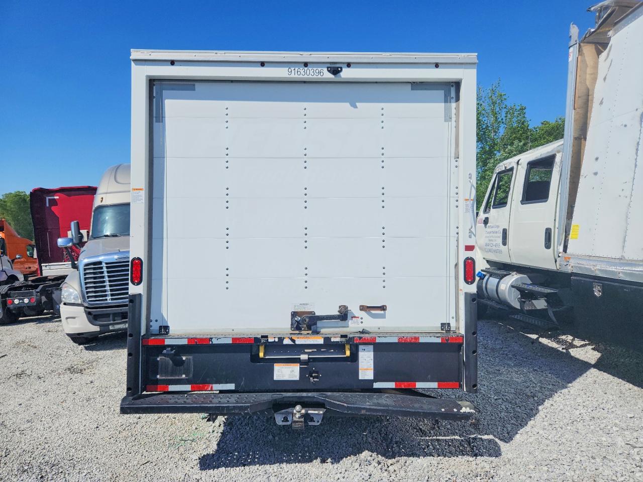 2023 GMC Savana VIN 7GZ37TC73PN008645 photo 6