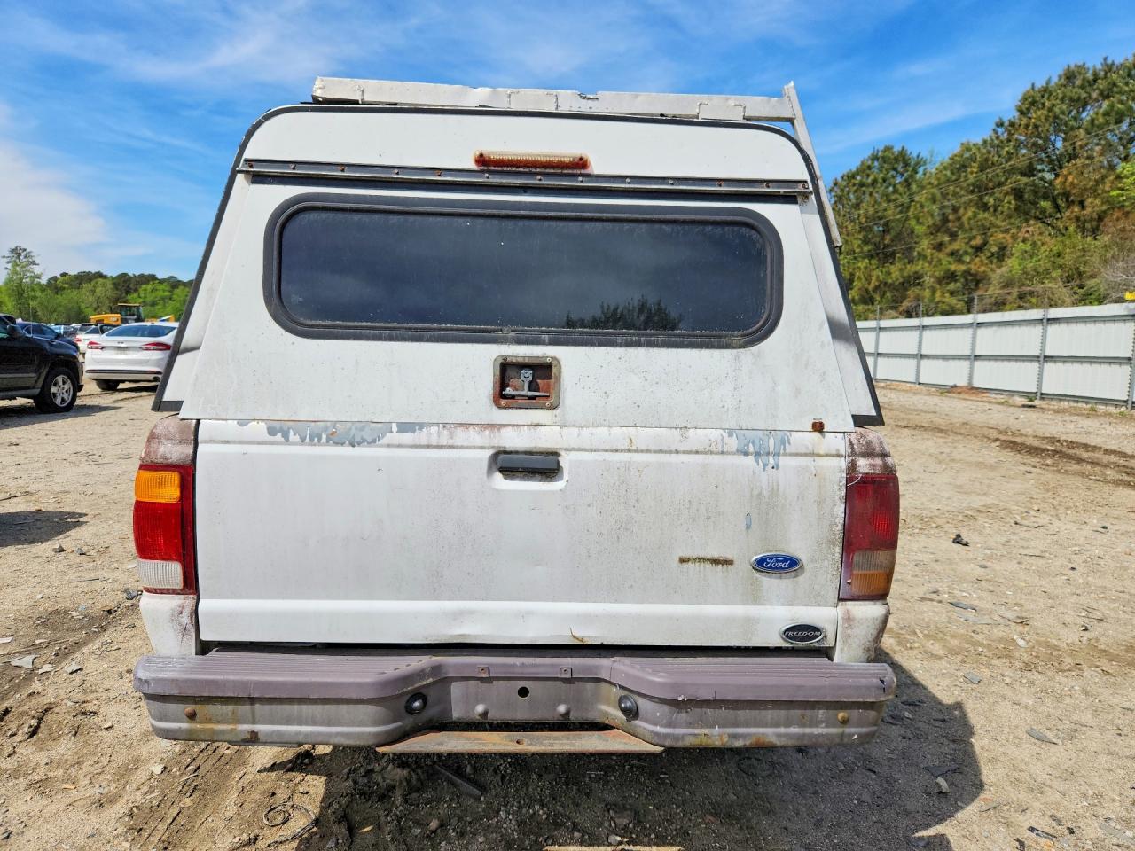 1996 Ford Ranger VIN 1FTCR10A0TUD60917 photo 6