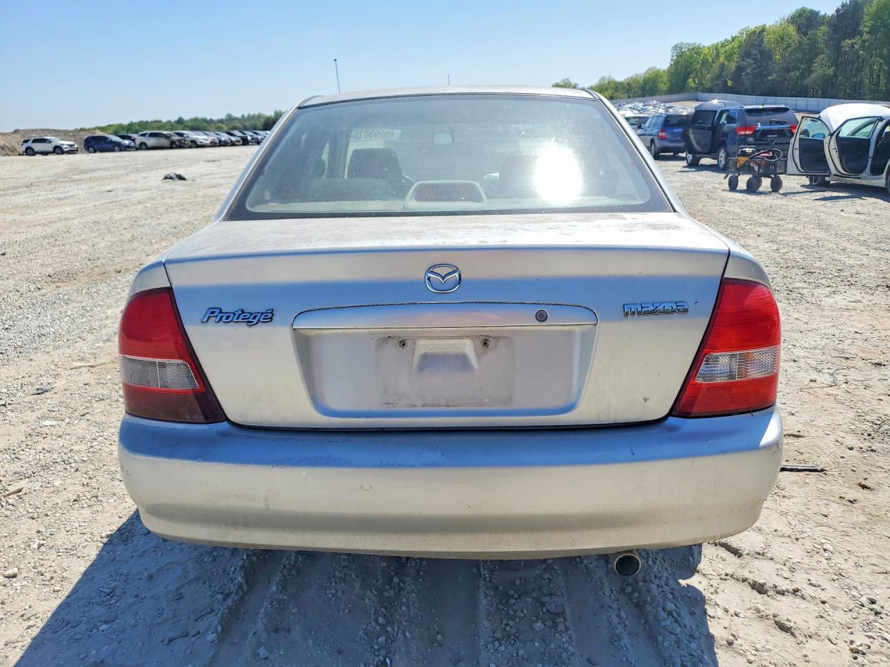 2003 Mazda Protege VIN JM1BJ225630107410 photo 6