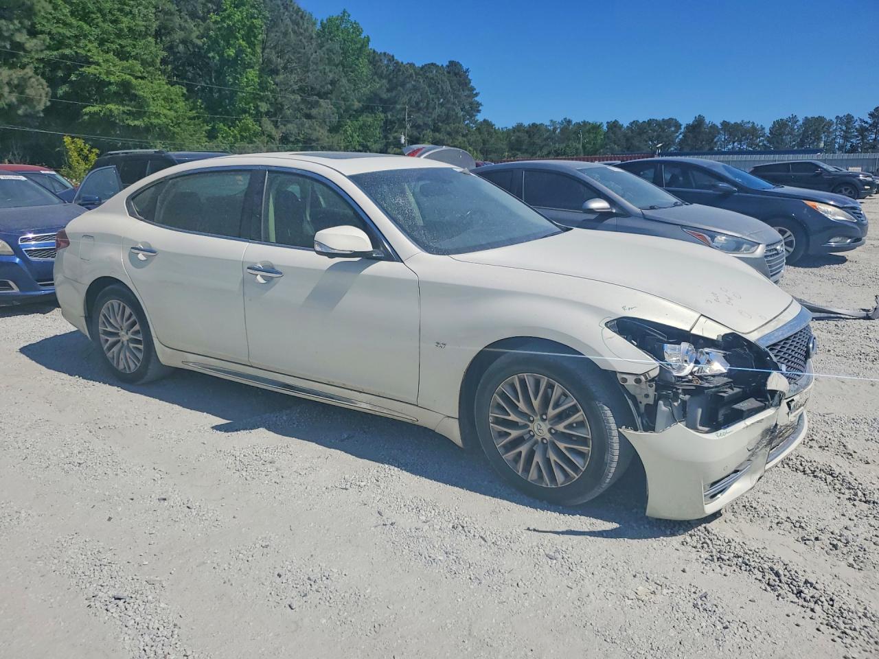 2015 Infiniti Q70 VIN JN1BY1PP0FM600712 photo 4
