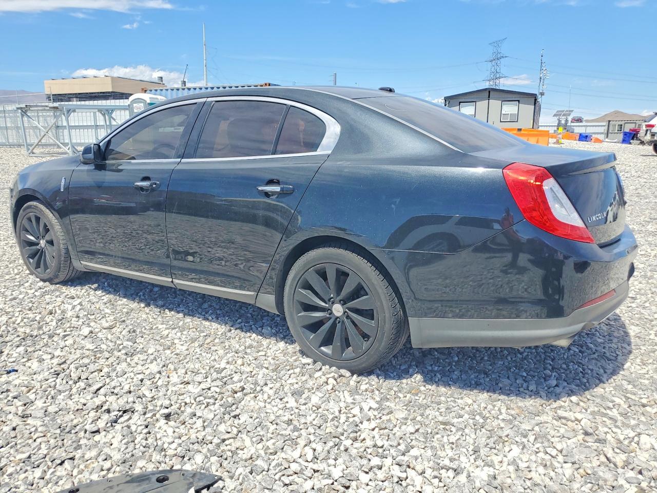 2014 LINCOLN Mks VIN 1LNHL9DKXEG604286 photo 2