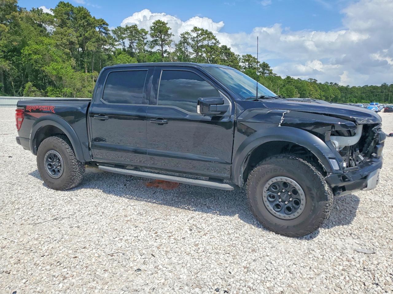 2025 Ford F150 VIN 1FTFW1RG9SFA23940 photo 4