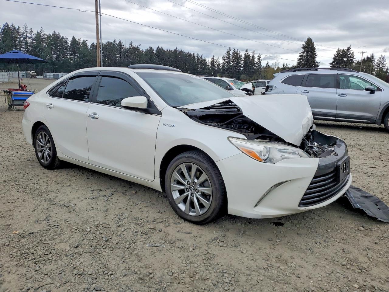 2015 Toyota Camry sola VIN 4T1BD1FK8FU162516 photo 4