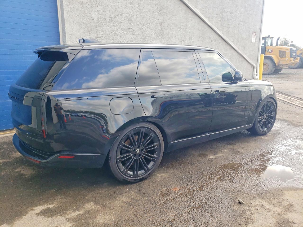 2025 Land Rangerover VIN SALKPBE90SA308752 photo 3