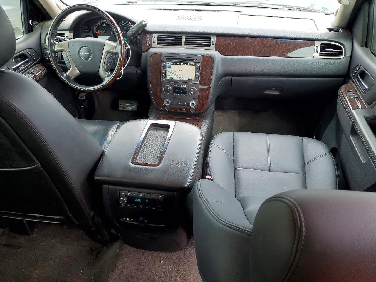 2011 GMC Yukon VIN 1GKS2MEF7BR361347 photo 8