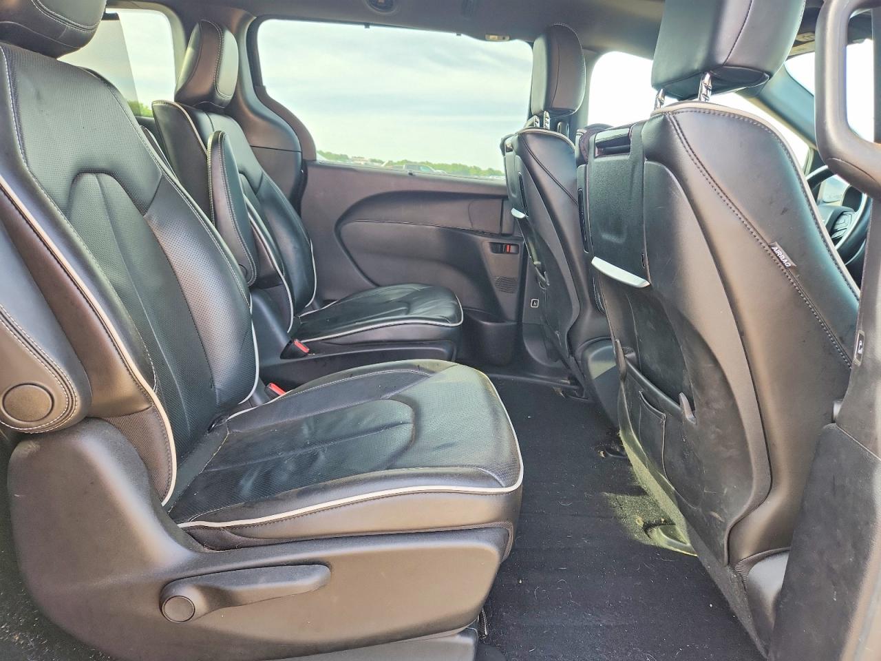 2020 CHRYSLER Pacifica VIN 2C4RC1N76LR267485 photo 11