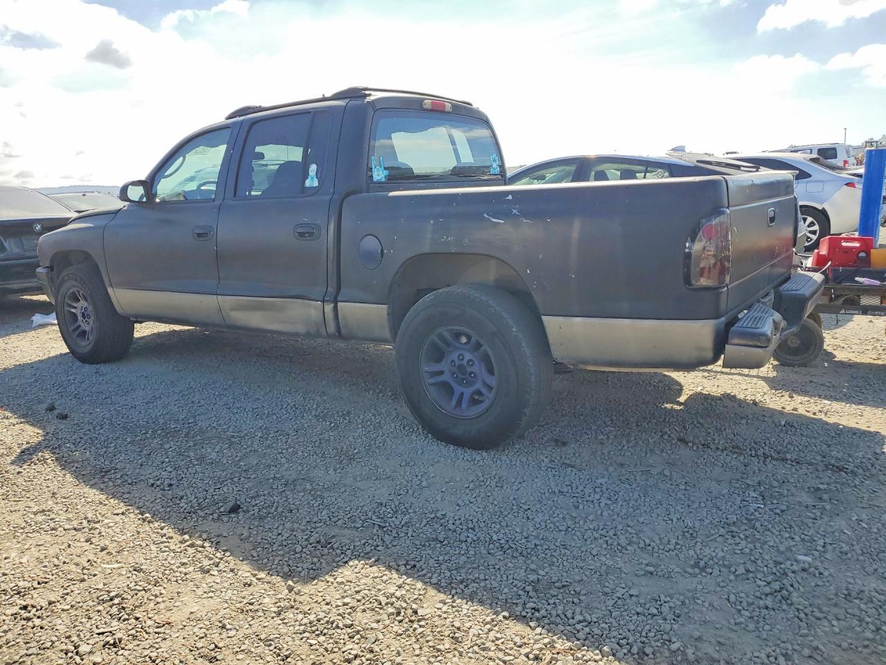 2003 Dodge Dakota VIN 1D7HL48X23S284149 photo 2