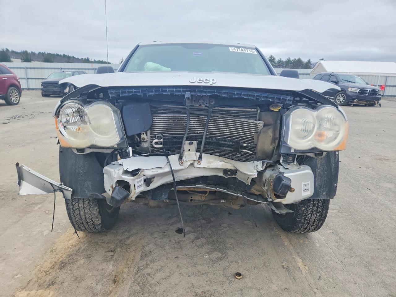 2009 JEEP Cherokee VIN 1J8GR48K29C512879 photo 5