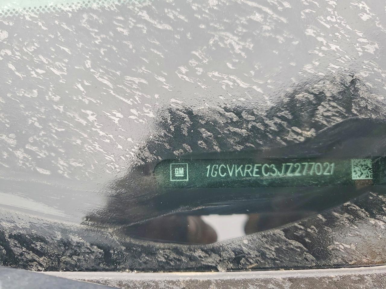 2018 Chevrolet All models VIN 1GCVKREC3JZ277021 photo 12