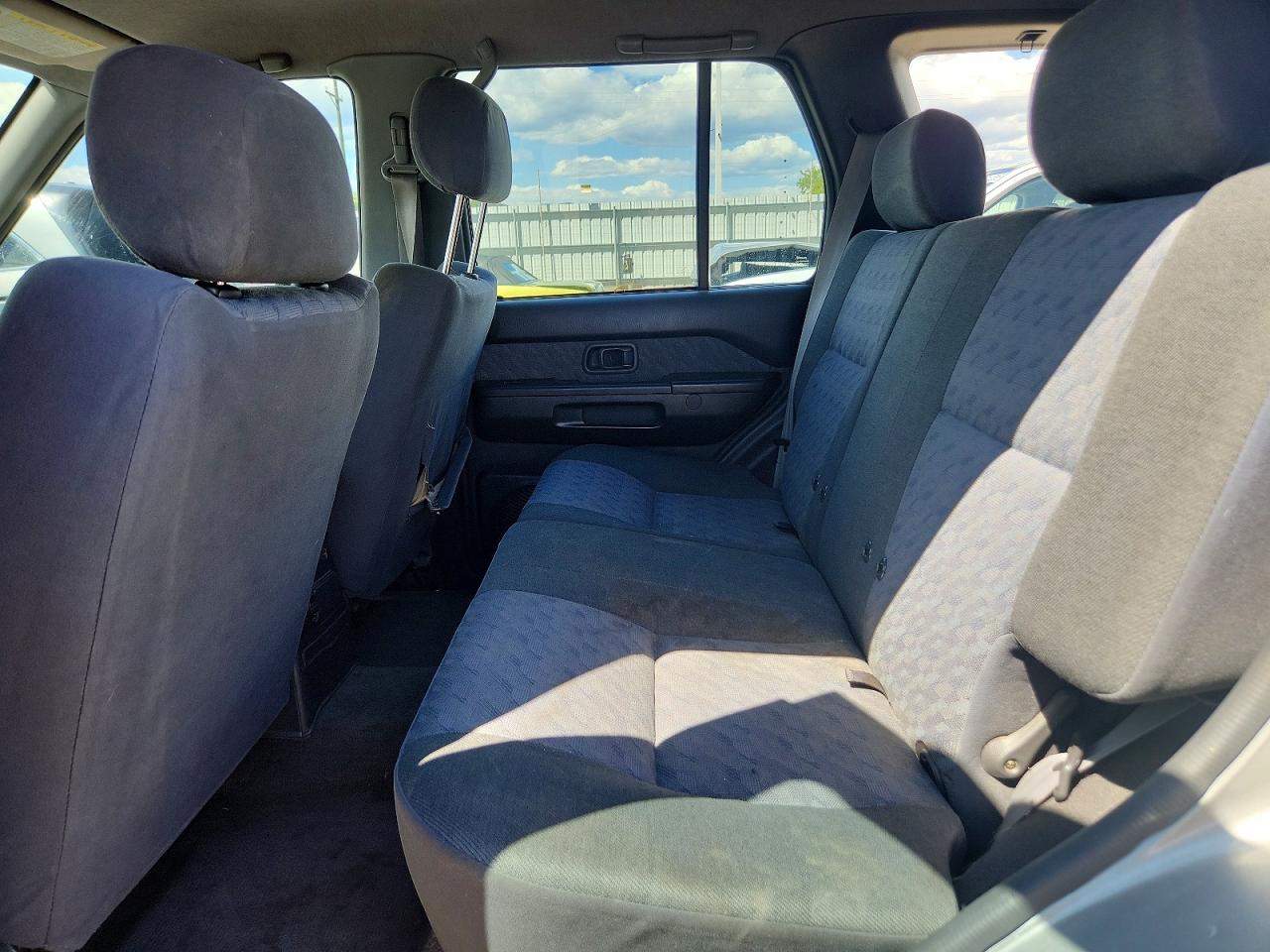 1998 Nissan Pathfinder VIN JN8AR05Y9WW272789 photo 11