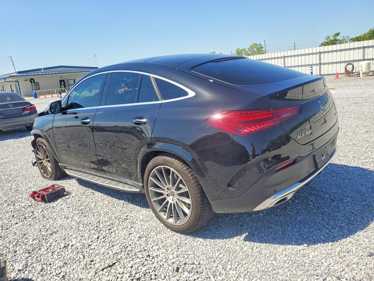2026 Mercedes-Benz Gle class VIN 4JGFD5KB5TB568131 photo 2