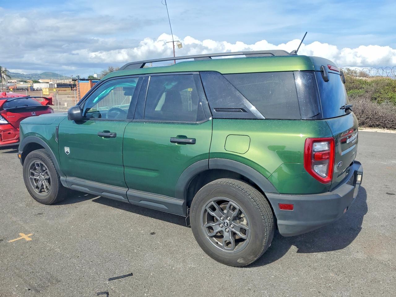 2023 Ford Bronco VIN 3FMCR9B60PRD81783 photo 2