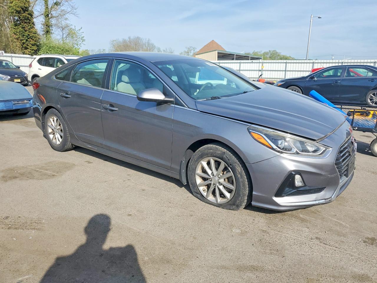 2018 Hyundai Sonata VIN 5NPE24AF8JH675741 photo 4