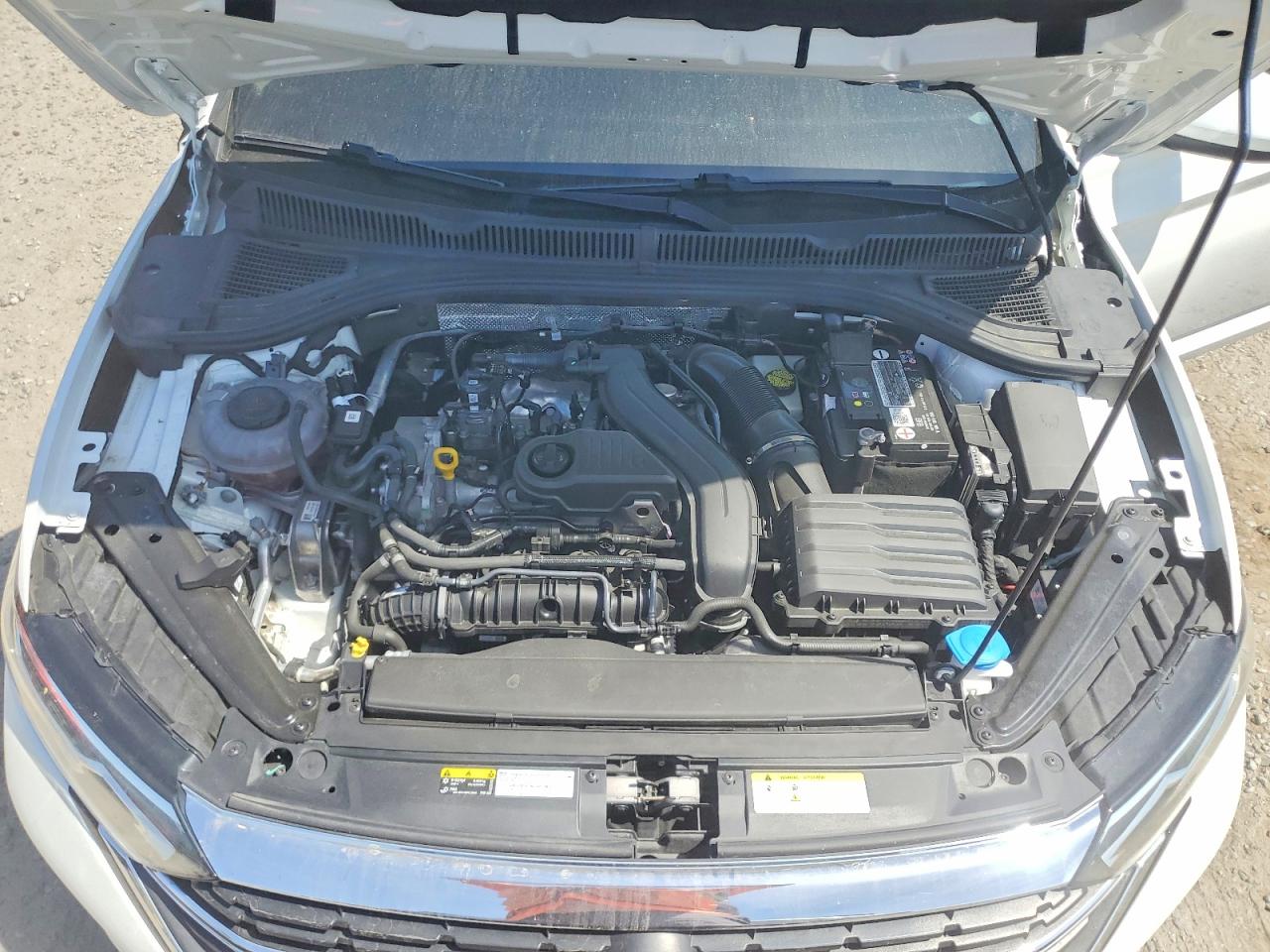 2022 Volkswagen Jetta VIN 3VW7M7BU8NM033390 photo 11