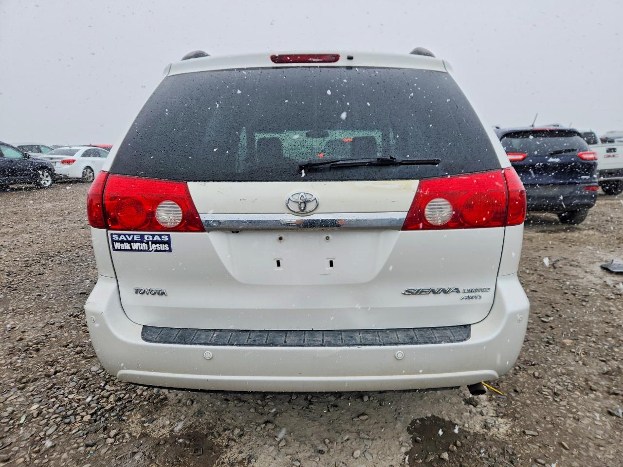 2007 Toyota Sienna VIN 5TDBK22C57S001089 photo 6